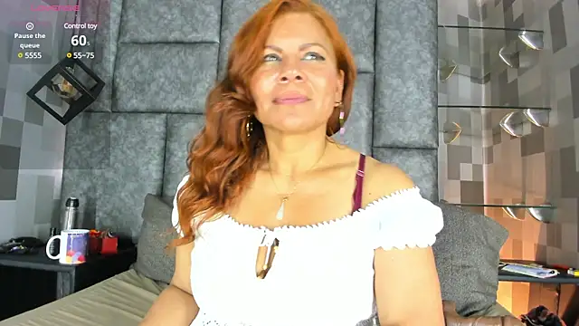 Snapshot of Corina_Taylor_ chatting on 11, 2, 2025 Corina Taylor online show from 11, 2, 2025