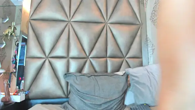 Snapshot of Corina_Taylor_ chatting on 9, 10, 2025 Corina Taylor  online show from 9, 10, 2025
