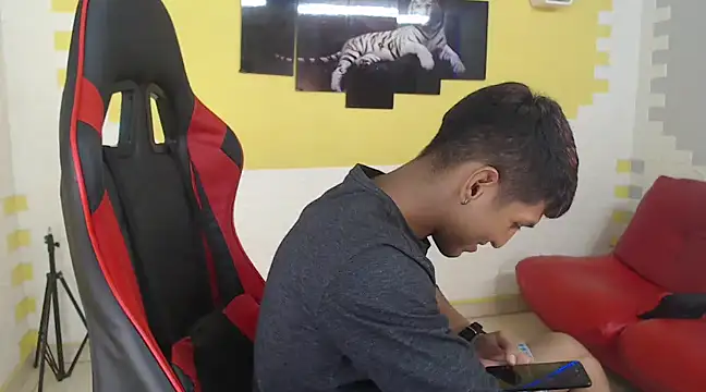 mau elixxx online show from 9, 1, 2025