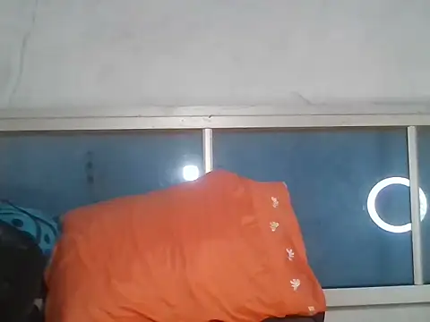 Snapshot of bellacrespalatina chatting on 14, 1, 2026 bellacrespalatina online show from 14, 1, 2026