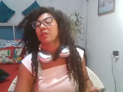 Snapshot of bellacrespalatina chatting on 16, 1, 2026 bellacrespalatina online show from 16, 1, 2026