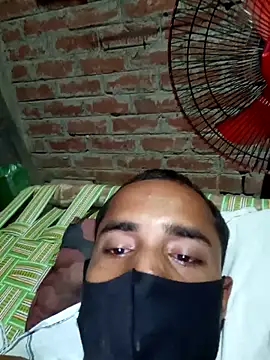 Snapshot of Anoopsingham12 chatting on 17, 9, 2025 Anoopsingham12 online show from 17, 9, 2025