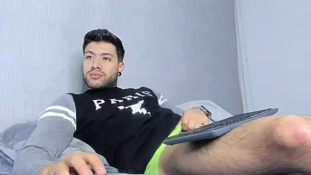  tatho perovich  online show from 23, 12, 2025