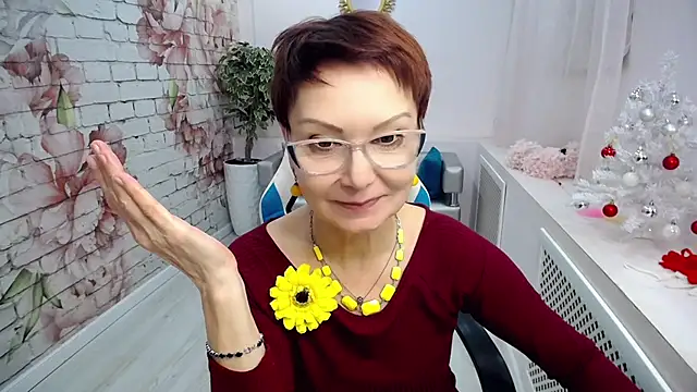 Snapshot of Cutie_Asya chatting on 4, 12, 2024 Cutie Asya online show from 4, 12, 2024