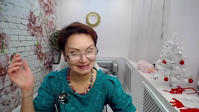 Snapshot of Cutie_Asya chatting on 17, 12, 2024 Cutie Asya online show from 17, 12, 2024