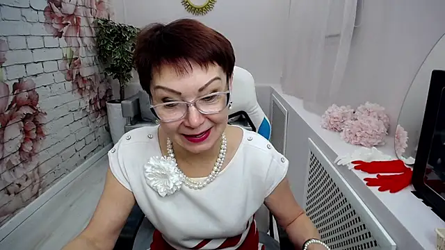 Snapshot of Cutie_Asya chatting on 4, 2, 2025 Cutie Asya online show from 4, 2, 2025