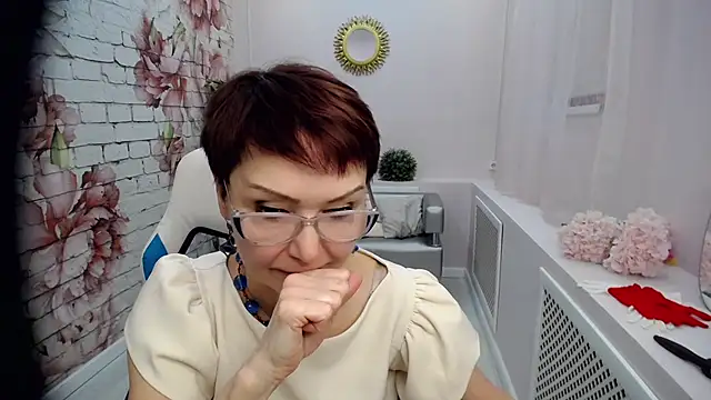 Snapshot of Cutie_Asya chatting on 18, 2, 2025 Cutie Asya online show from 18, 2, 2025