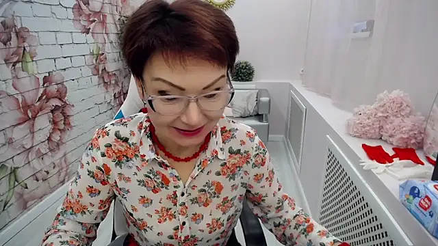 Snapshot of Cutie_Asya chatting on 24, 2, 2025 Cutie Asya online show from 24, 2, 2025