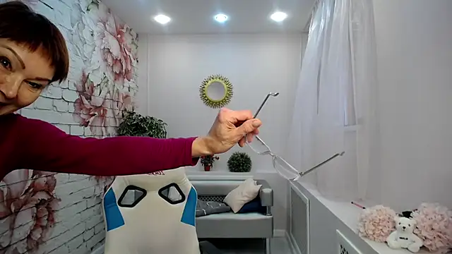 Snapshot of Cutie_Asya chatting on 21, 10, 2025 Cutie Asya online show from 21, 10, 2025