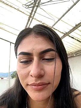 Snapshot of emilie_xx_ chatting on 10, 10, 2025 emilie xx  online show from 10, 10, 2025