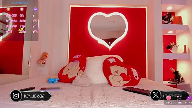 Snapshot of TabyJhonson chatting on 17, 10, 2025 TabyJhonson online show from 17, 10, 2025