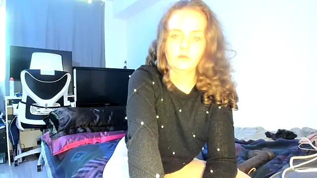 Snapshot of ENGLISHEMILY_69 chatting on 24, 1, 2025 ENGLISHEMILY 69 online show from 24, 1, 2025