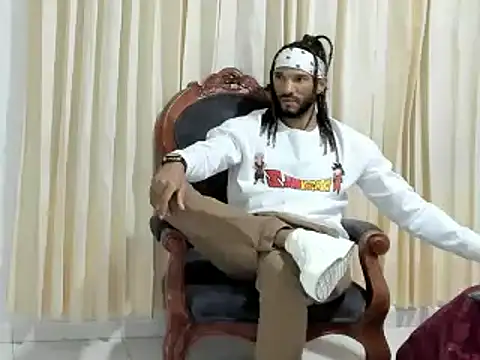 Snapshot of KarlMarley1 chatting on 25, 12, 2024 KarlMarley1 online show from 25, 12, 2024