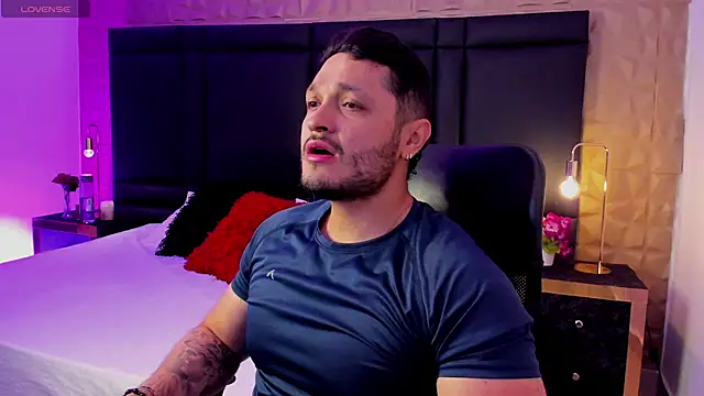 JossAckland online show from 7, 2, 2025