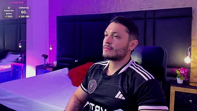 JossAckland online show from 8, 2, 2025