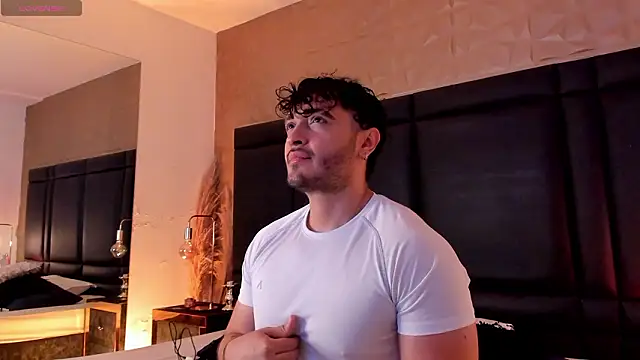 Snapshot of JossAckland chatting on 22, 2, 2026 JossAckland online show from 22, 2, 2026