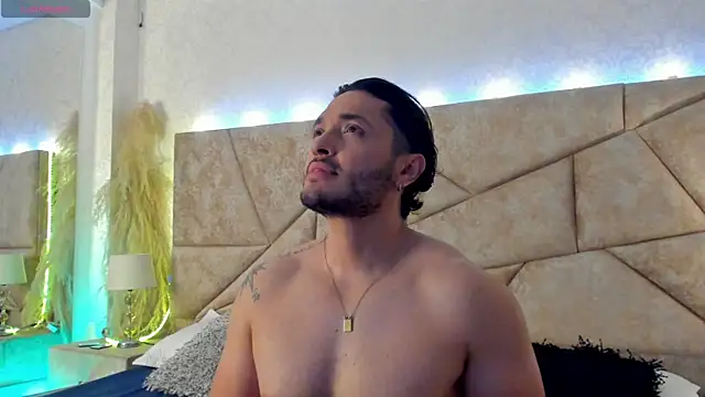 Snapshot of JossAckland chatting on 14, 4, 2026 JossAckland online show from 14, 4, 2026