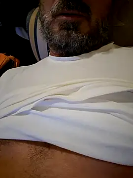 Snapshot of 1talianBeutifulCock chatting on 1, 1, 2025 1talianBeutifulCock online show from 1, 1, 2025