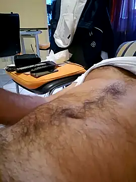 Snapshot of 1talianBeutifulCock chatting on 3, 1, 2025 1talianBeutifulCock online show from 3, 1, 2025