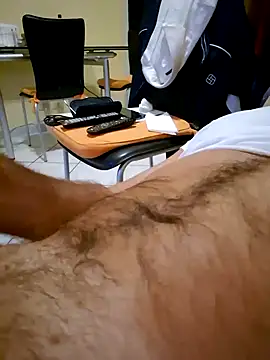 Snapshot of 1talianBeutifulCock chatting on 12, 1, 2025 1talianBeutifulCock online show from 12, 1, 2025