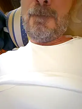 Snapshot of 1talianBeutifulCock chatting on 3, 3, 2025 1talianBeutifulCock online show from 3, 3, 2025