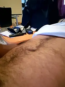 1talianBeutifulCock online show from 14, 1, 2026