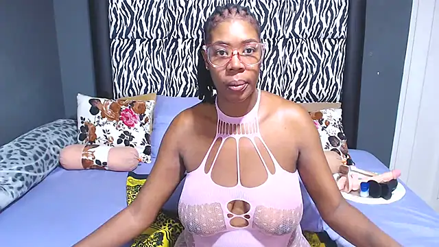 KinkyTall85 online show from 7, 3, 2025