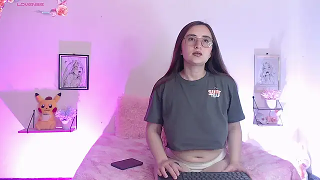 centaurigirl online show from 8, 12, 2024