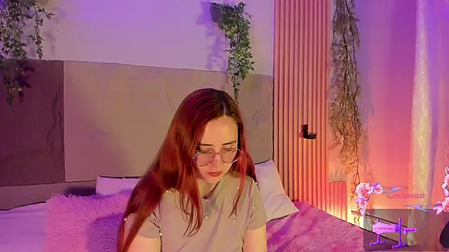 centaurigirl online show from 17, 2, 2026