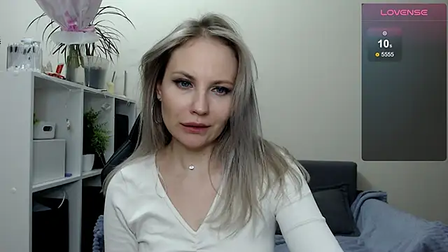 Sunny bunny6 online show from 11, 3, 2025