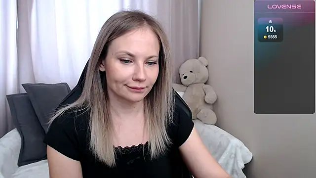 Snapshot of Sunny_bunny6 chatting on 19, 2, 2026 Sunny bunny6 online show from 19, 2, 2026