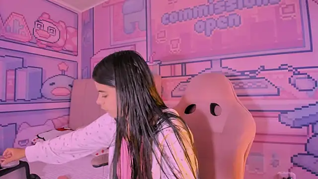  18alice online show from 7, 2, 2025