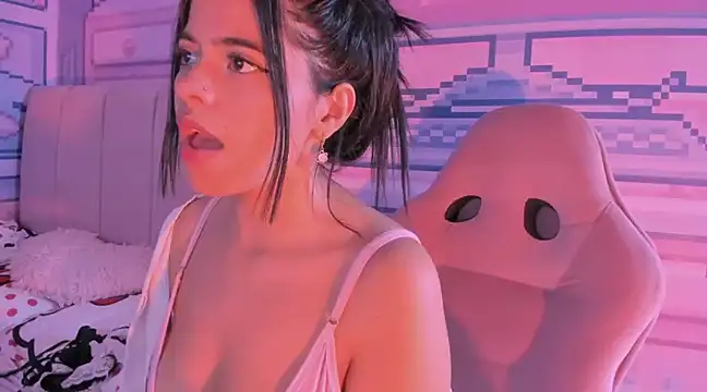  18alice online show from 9, 2, 2025