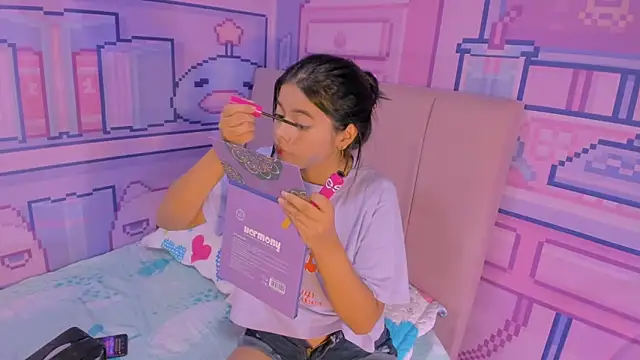  18alice online show from 8, 3, 2025