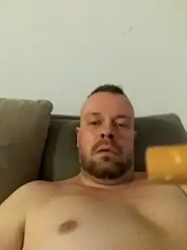 mikaaaaase online show from 28, 3, 2026