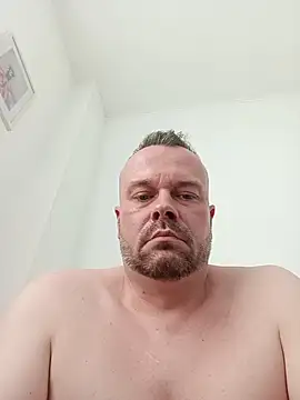 mikaaaaase online show from 24, 4, 2026