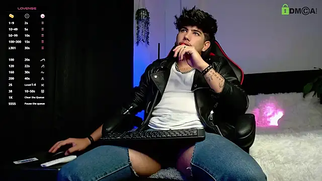 LyleBennett  online show from 13, 9, 2025