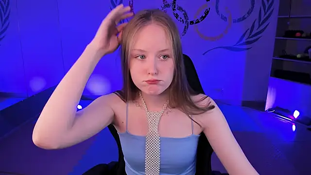 Snapshot of VivienLeeigh chatting on 7, 12, 2024 VivienLeeigh online show from 7, 12, 2024