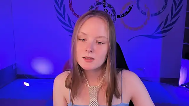 Snapshot of VivienLeeigh chatting on 7, 12, 2024 VivienLeeigh online show from 7, 12, 2024