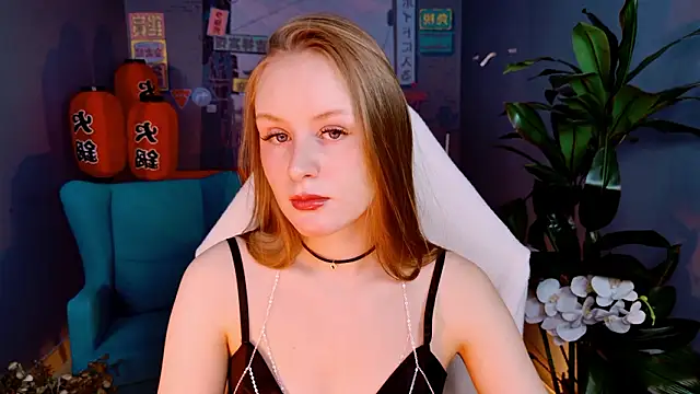 Snapshot of VivienLeeigh chatting on 2, 2, 2026 VivienLeeigh online show from 2, 2, 2026