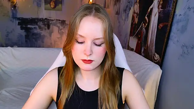 Snapshot of VivienLeeigh chatting on 28, 3, 2026 VivienLeeigh online show from 28, 3, 2026