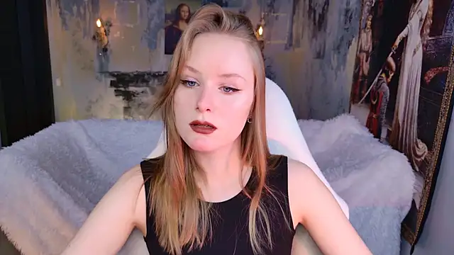 Snapshot of VivienLeeigh chatting on 3, 4, 2026 VivienLeeigh online show from 3, 4, 2026