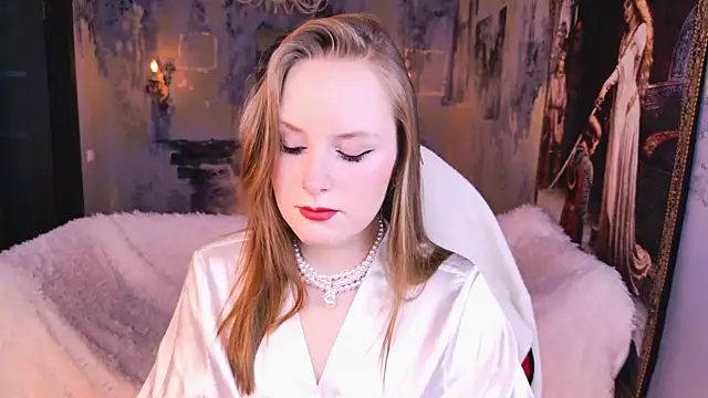 Snapshot of VivienLeeigh chatting on 4, 4, 2026 VivienLeeigh online show from 4, 4, 2026