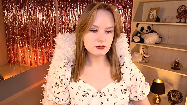 VivienLeeigh online show from 22, 5, 2026