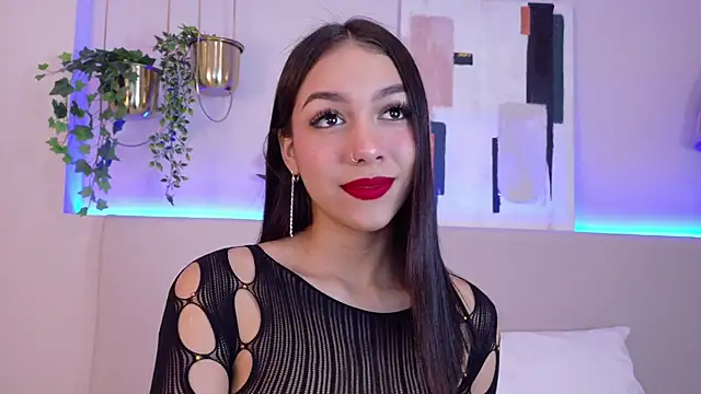 MiaOconner online show from 20, 12, 2024