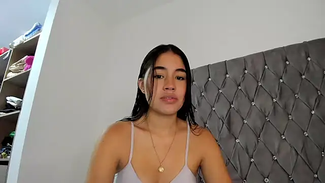 AriaMontgomery online show from 30, 12, 2024