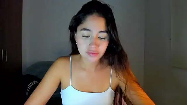 AriaMontgomery online show from 5, 3, 2025