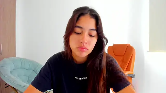 AriaMontgomery online show from 7, 3, 2025