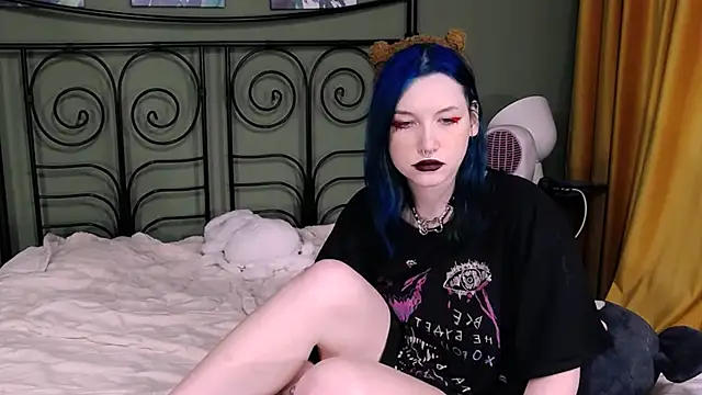 Snapshot of BlackyTea chatting on 5, 1, 2025 BlackyTea online show from 5, 1, 2025