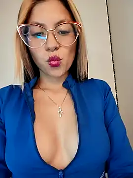 little mavi online show from 2, 1, 2025